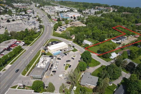 206 Foster Drive, ON L4N 3X8