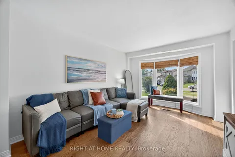 13 Orwell Crescent, ON L4N 6N3