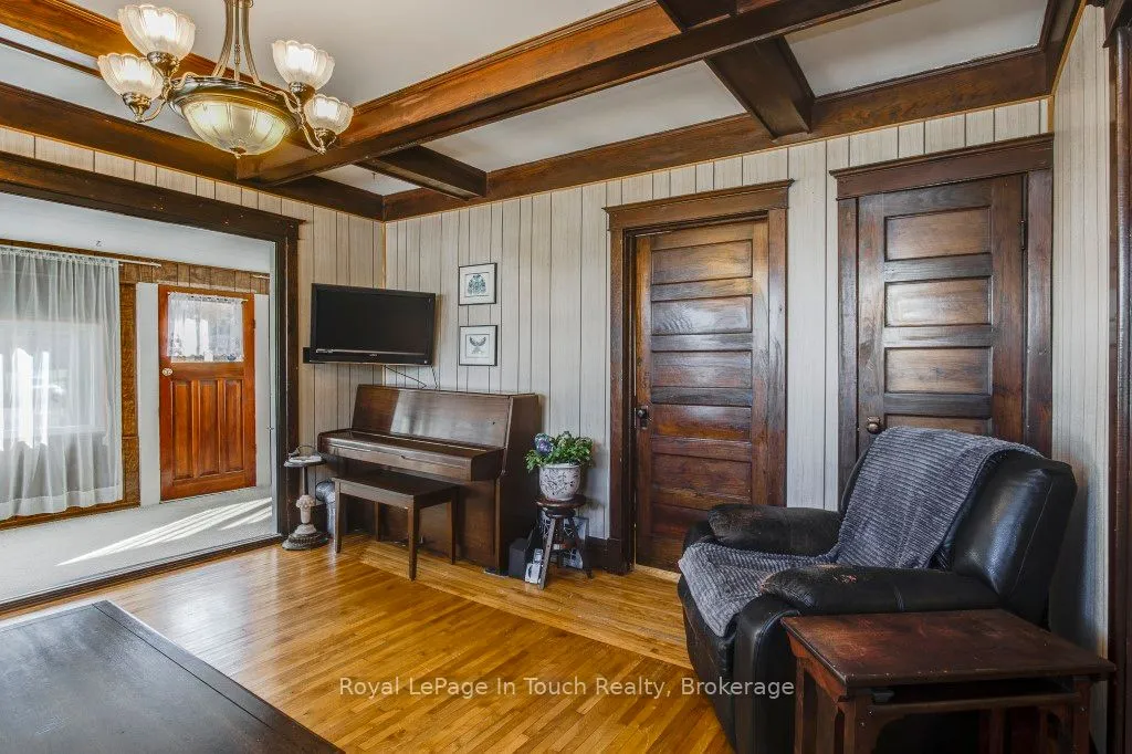 450 Assiniboia Street, ON L0K 1R0