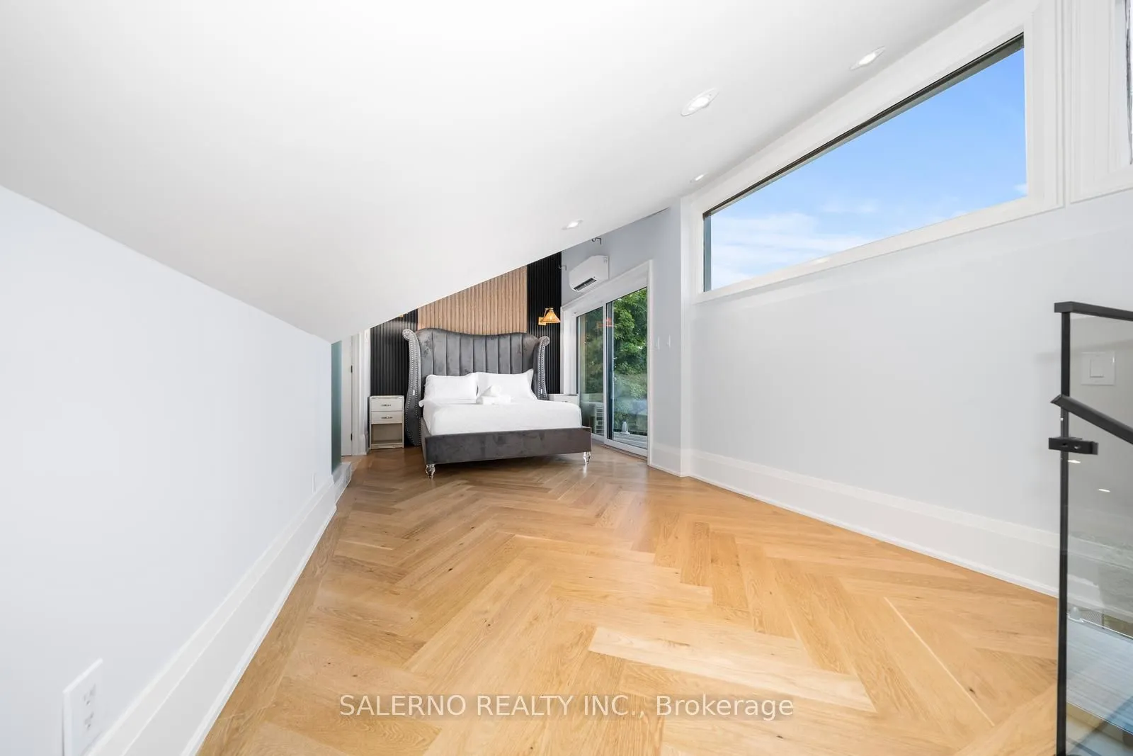 237 West Shore Drive, ON L9M 0M7