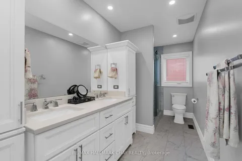 90 BIRKHALL Place, ON L4N 0K2