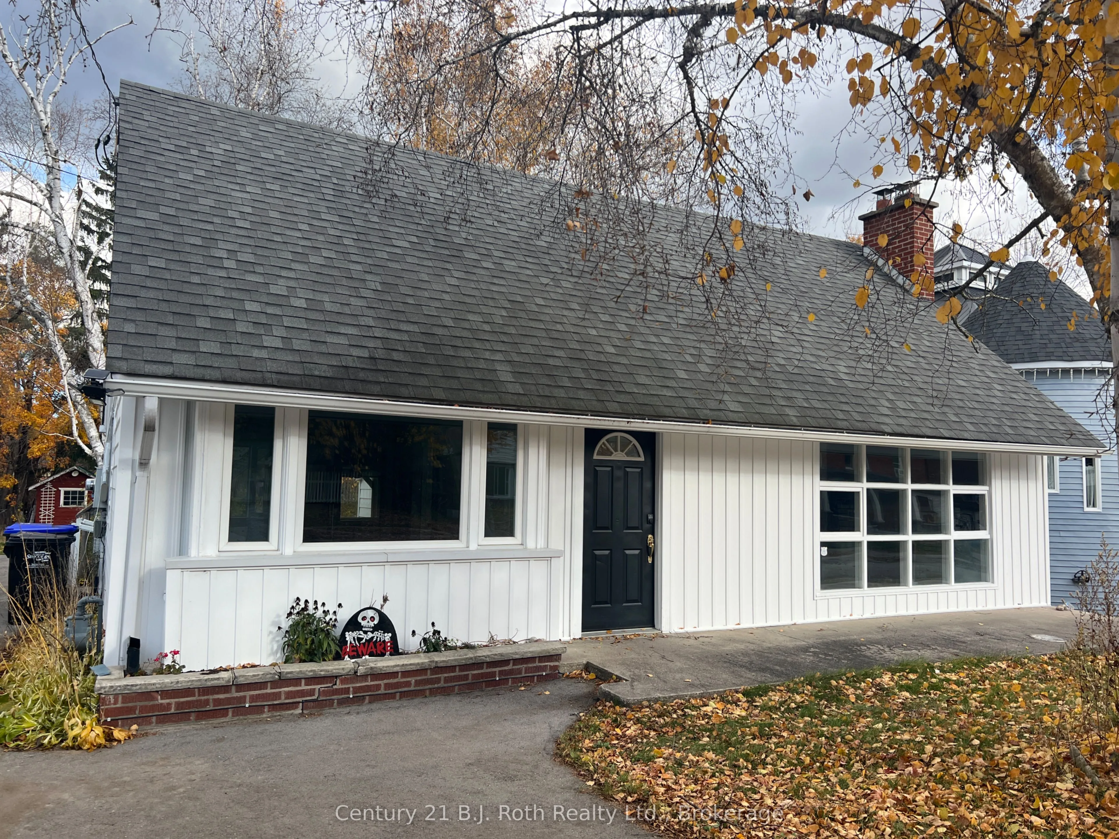 309 Manly Street, ON L4R 3C7