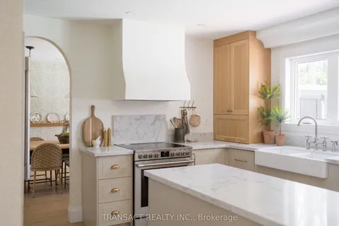 28 Alana Drive, ON L9X 0S1