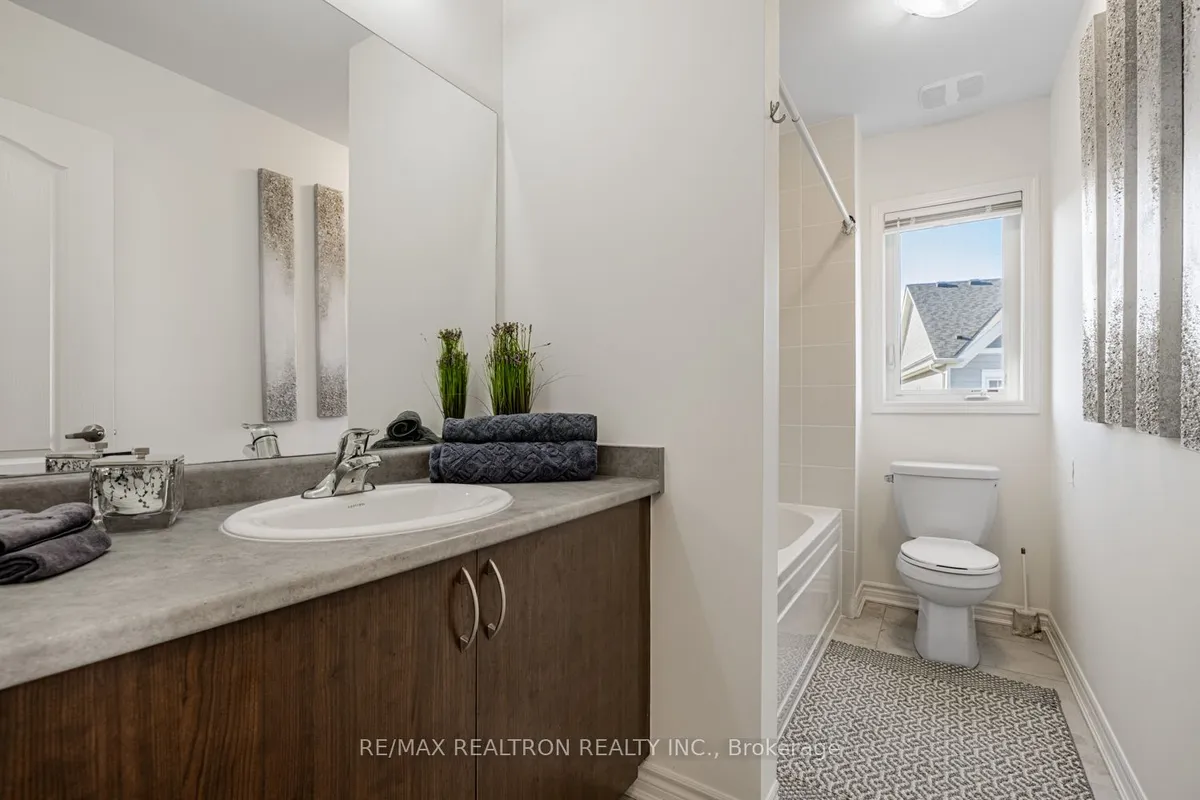 6 Bobolink Drive, ON L9Z 0J2