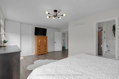 204 Forest Crescent, ON L0M 1S0