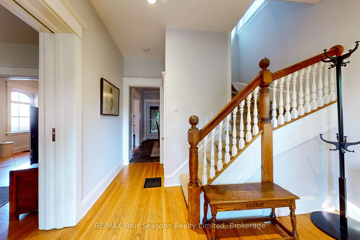 143 Fourth Street, ON L9Y 1R6