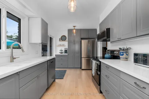 50 Belcourt Avenue, ON L4M 4E4