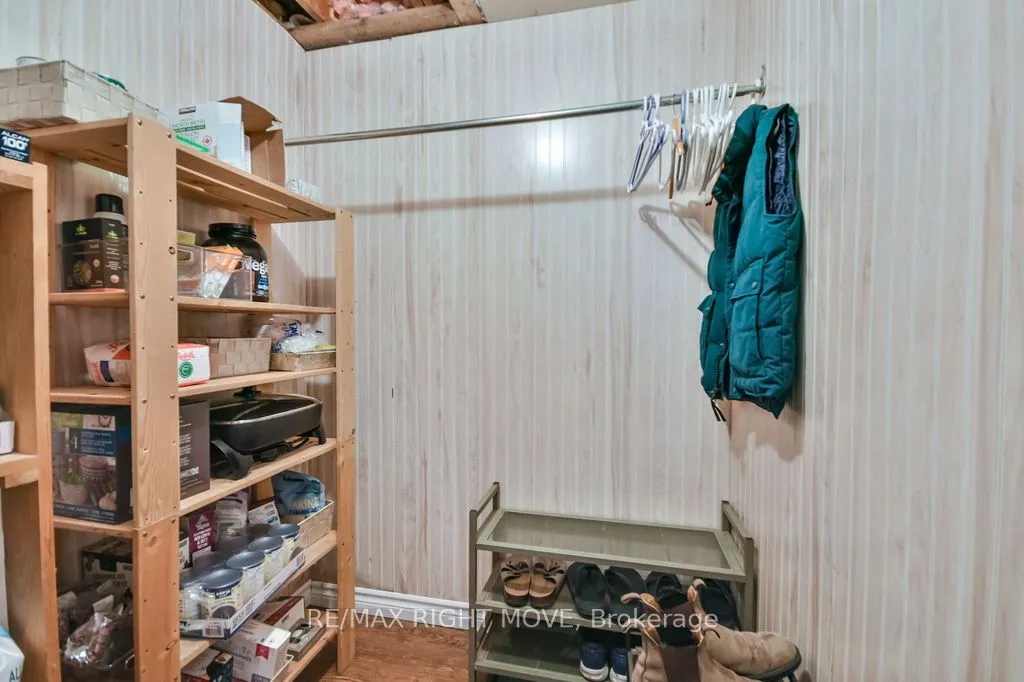 3811 Leo Crescent, ON L3V 0L1