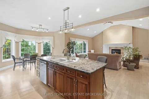 41 Paddy Dunn's Circle, ON L9X 0T2