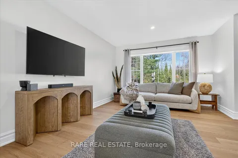 14 Bronze Bird Crescent, ON L0M 1N0