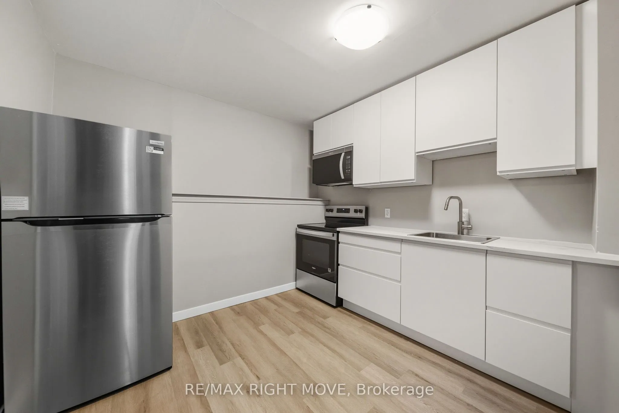 218 Hilda Street, ON L3V 1J1