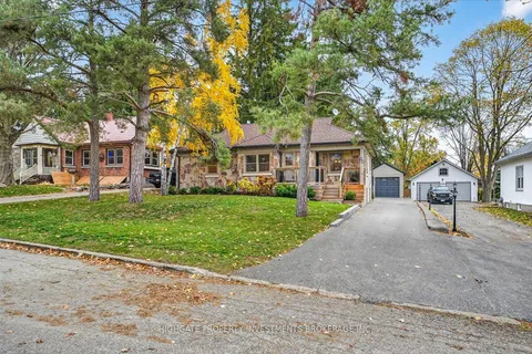 75 Dundonald Street, ON L4M 3T2