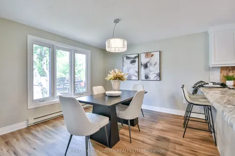 49 Ridgeway Avenue, ON L4N 5M2