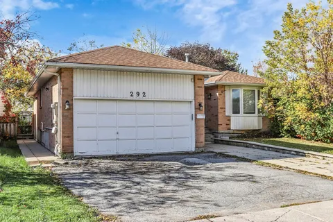 292 St Vincent Street, ON L4M 4A1