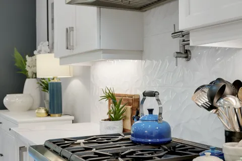 99 FRANKLIN Trail, ON L9J 0J1