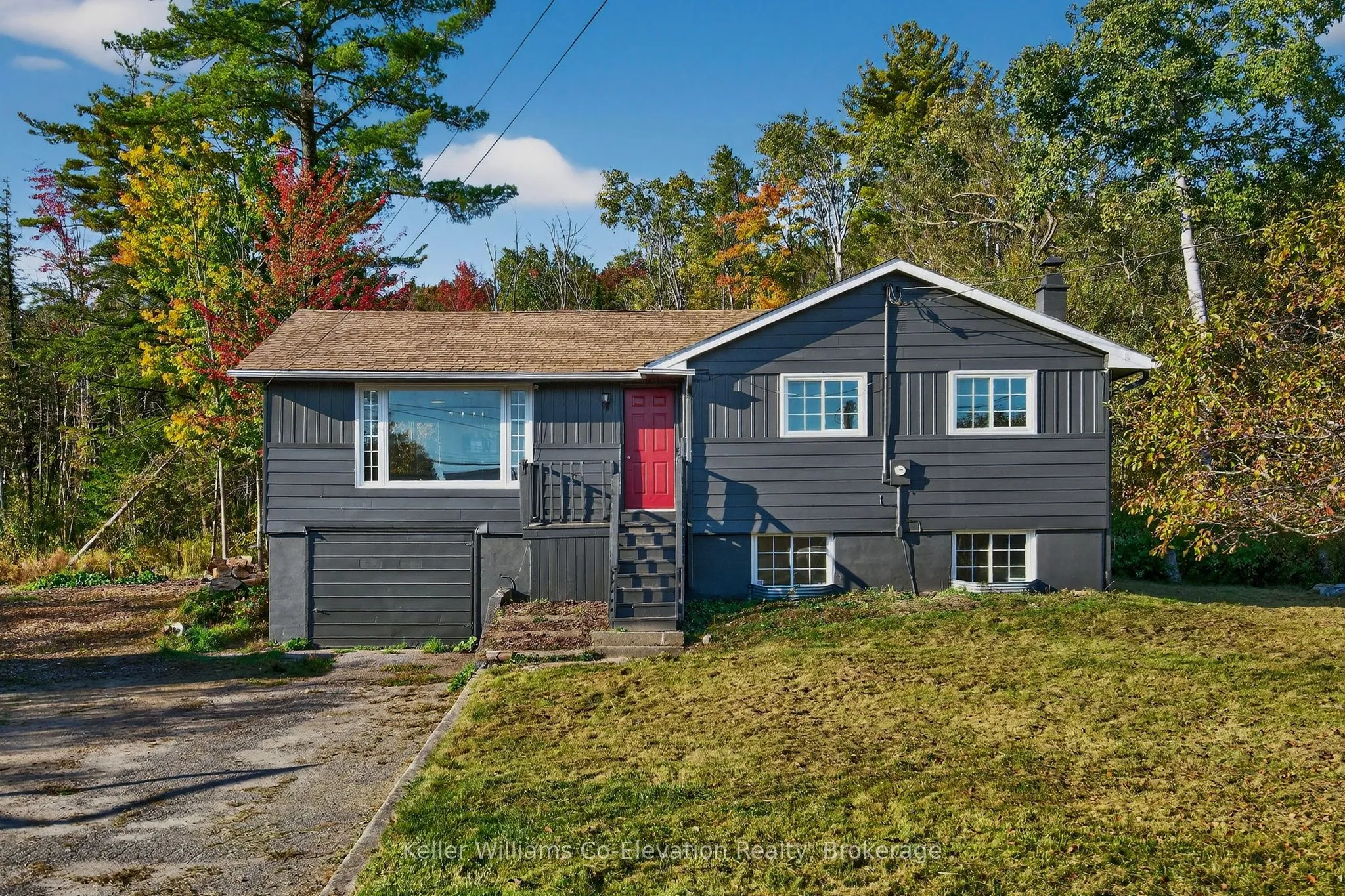 556 Champlain Road, ON L9M 0C2