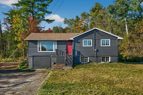 556 Champlain Road, ON L9M 0C2