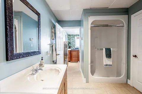 1372 Division Road, ON L3V 0X8