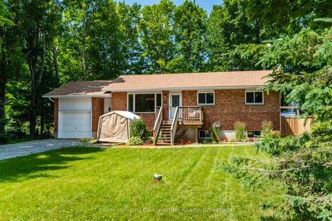 16 Mundy Avenue, ON L9M 0B5