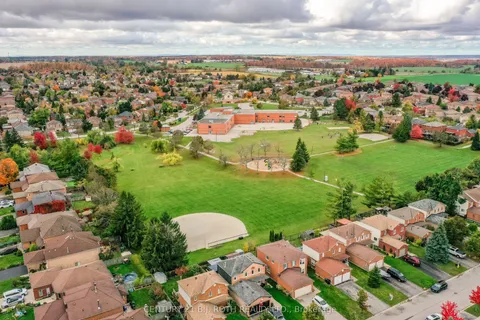 12 BURKE Drive, ON L4N 7J3