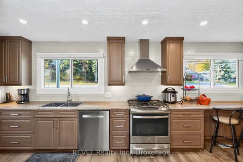 635 William Street, ON L4R 2S7