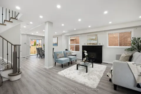 124 Laidlaw Drive, ON L4N 7R9