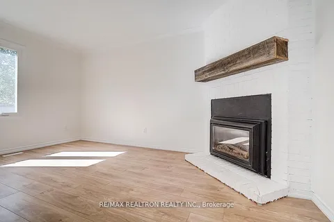 31 Blair Crescent, ON L4M 5Y7