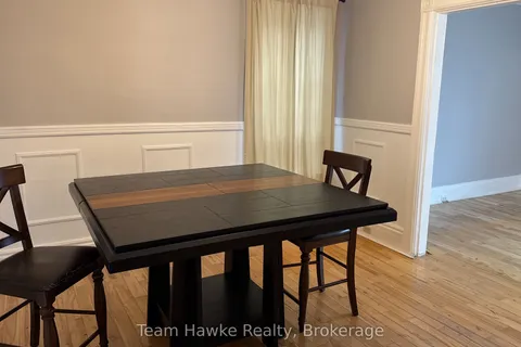 192 Fourth Street, ON L4R 3T4