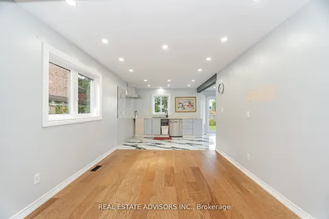 186 Ferndale Drive, ON L4N 8A1