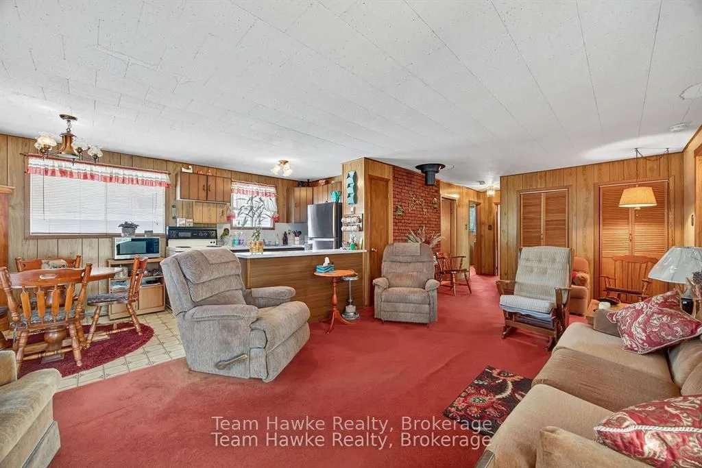 203 Woodlands Avenue, ON L0K 1R0