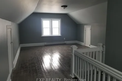 436 Queen Street, ON L4R 3J1