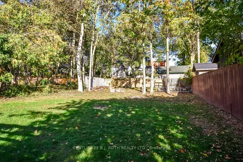 200 Edward Street, ON L3V 2X4