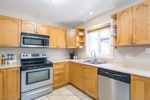 290 Edgehill Drive, ON L4N 9X4