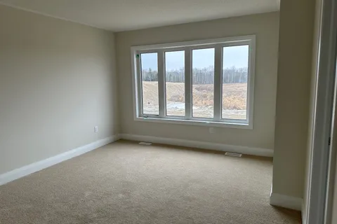 186 Union Boulevard, ON L9Z 0N5