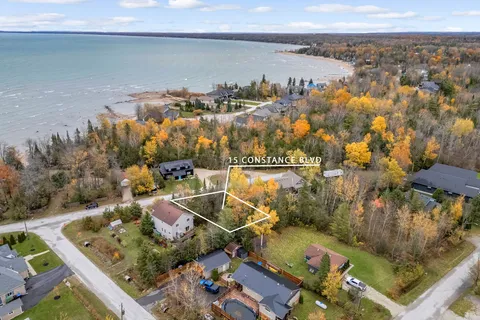 15 Constance Boulevard, ON L9Z 2Y5