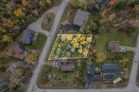 15 Constance Boulevard, ON L9Z 2Y5