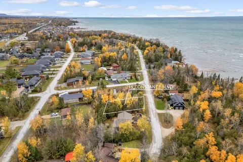 15 Constance Boulevard, ON L9Z 2Y5