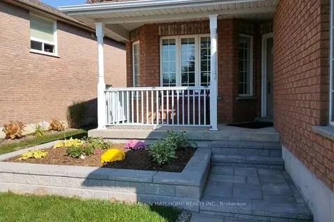 296 Pringle Drive, ON L4N 0Z2