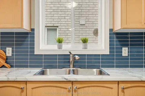 20 Player Drive, ON L4M 6W1