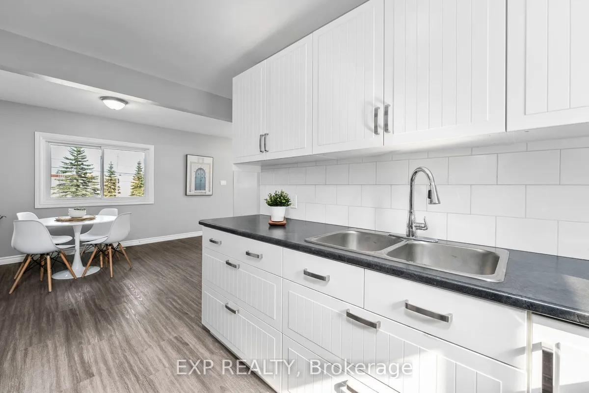 143 Westmount Drive, ON L3V 6C7