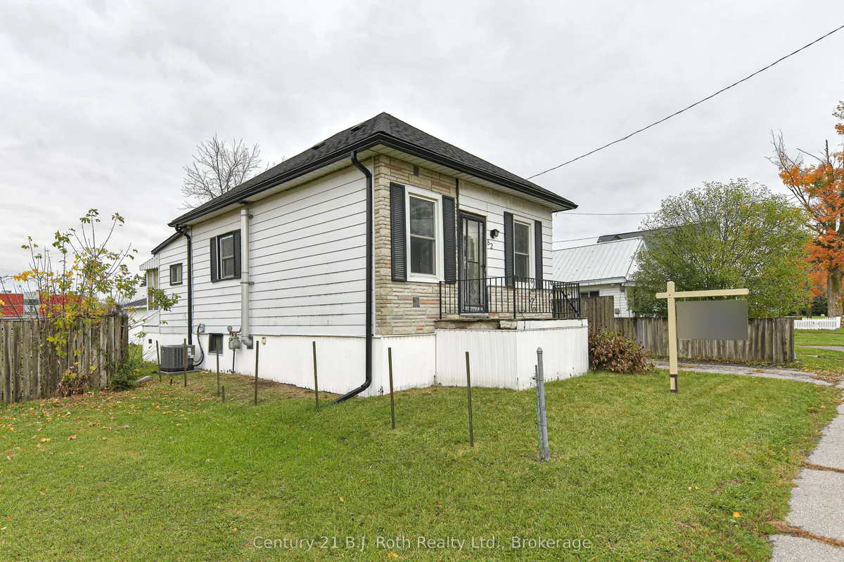 82 Poughkeepsie Street, ON L3V 1M8