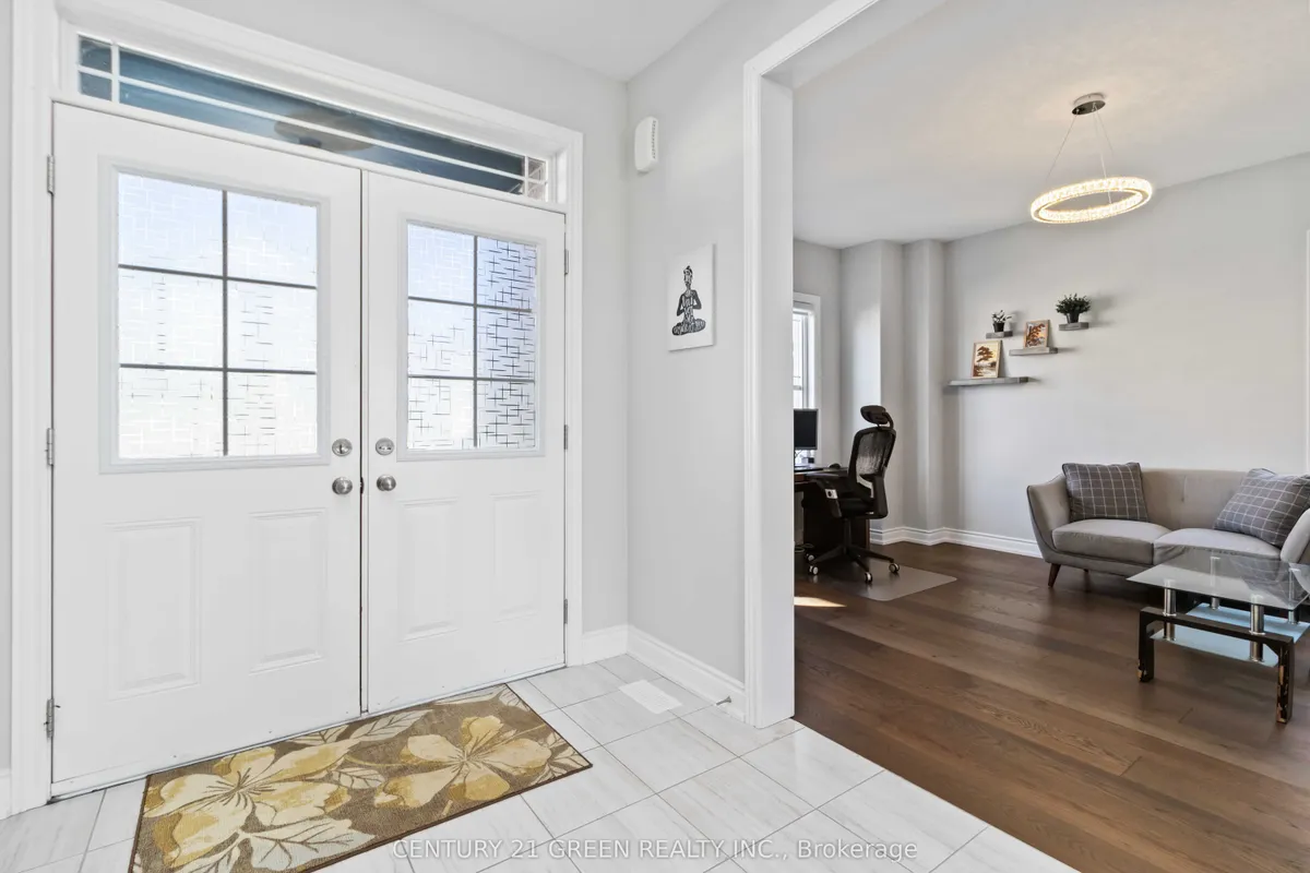 3044 Sierra Drive, ON L3V 8L9