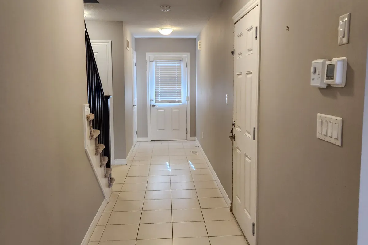 984 Wright Drive, ON L4R 0E4