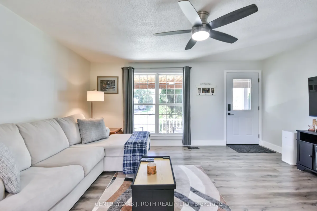 191 George Street, ON L4R 2W3