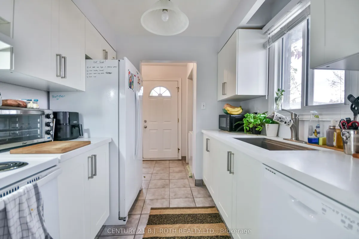 75 Bernick Drive, ON L4M 5C1