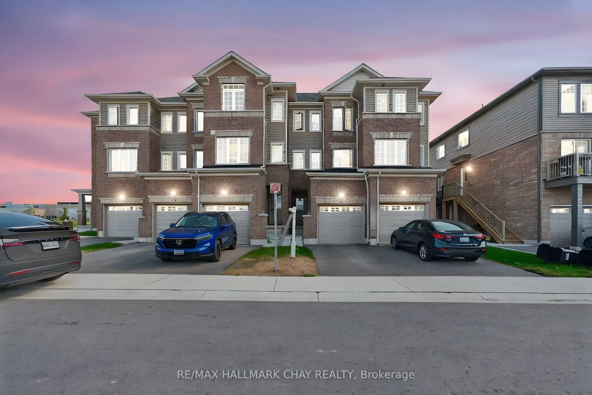 7 Tobias Lane, ON L9J 0T8