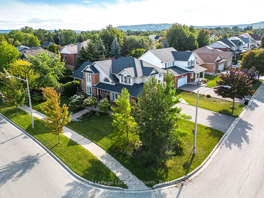 12 Georgian Meadows Drive, ON L9Y 5G9