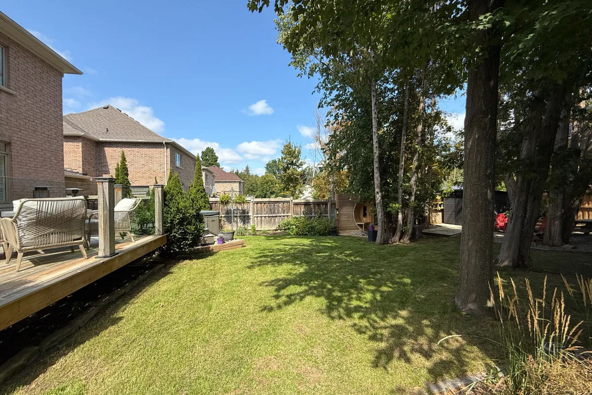 376 Tollendal Mill Road, ON L4N 7T1