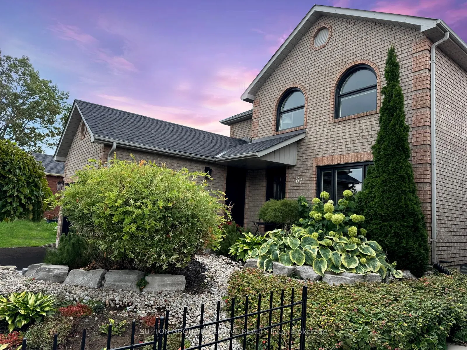 87 Irwin Drive, ON L4N 7A9