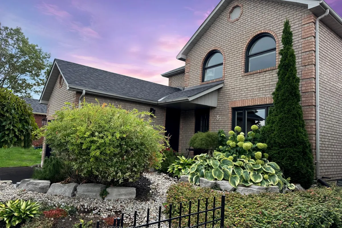 87 Irwin Drive, ON L4N 7A9